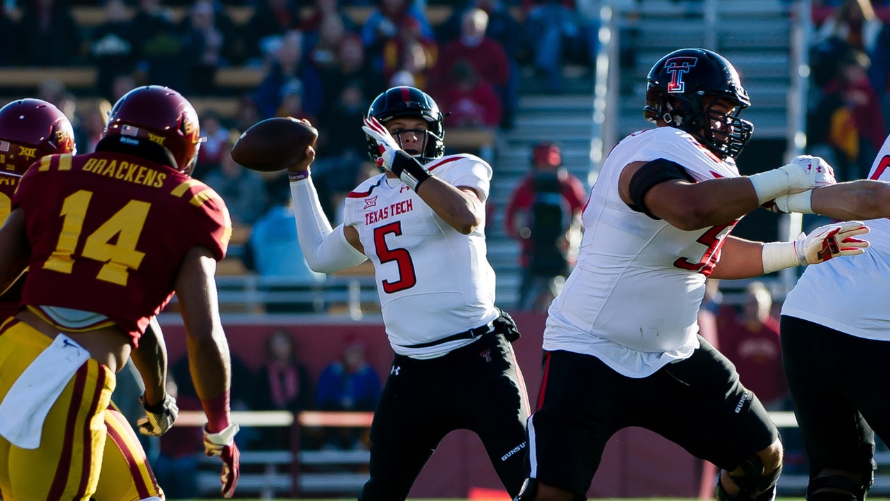 Mahomes leads Texas Tech past Iowa State